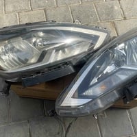 زوج لايتات نيسان سنترا 2018 مستخدم نظافه 70‎%‎واحد اصلي واحد تجاري  سع...