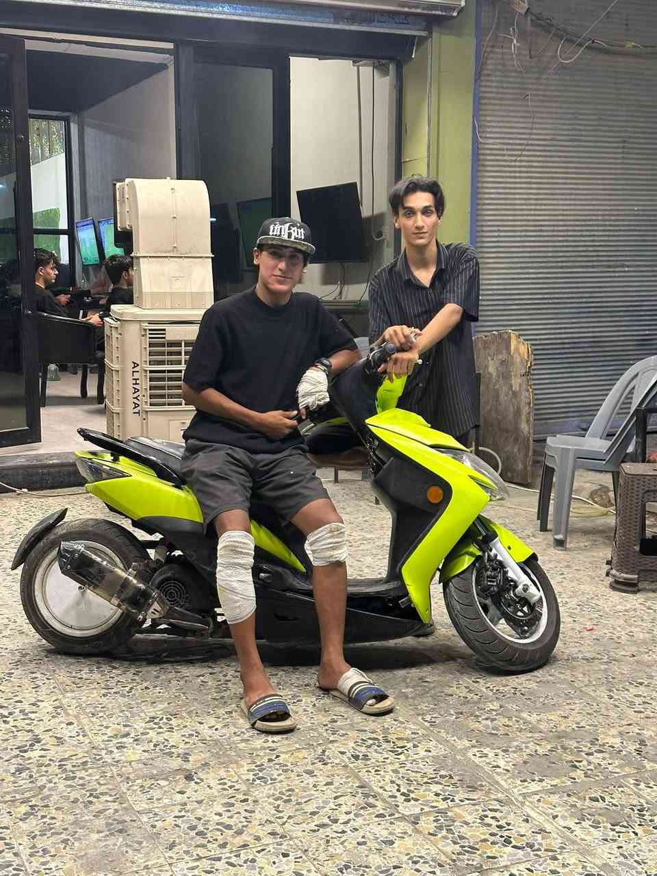 سلام عليكم شباب  دراجه سكنس لد ياباني  مزوده اريد اراوس  شي اقوه منه شعندك نزل  مكاني بغداد


**إذا كنت صاحب هذا الإعلان وتريد حذفه لأي سبب، رجاءا أرسل رسالة إلى الدعم الفني**