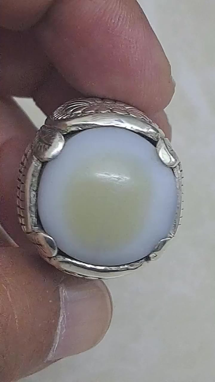 رمضان كريم عليكم احبتي تقبل الله الصيام والصلاة   خاتم  عقيق جزع يماني ثقيل وزن ٣٥ غرام صياغه يدوية تحفه  سعر الخاتم ٢٠٠ الف
بيع فقط بدون مراوس


**إذا كنت صاحب هذا الإعلان وتريد حذفه لأي سبب، رجاءا أرسل رسالة إلى الدعم الفني**