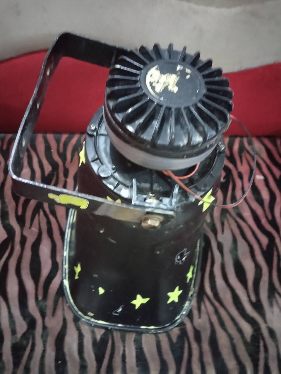 للبيع التاير كامل وجديد سعره 15

البوقيه سعرها 20وبيها مجال صوتها كلش عالي وجديده

التچوه سعره 5        السبايدر باكستاني رقم 1سعره 35

البداله سعرها 10وبيها مجال هاي دوسه كامله مو نص 

الغراض البقيه كلهن ب10وبيهن مجال
 
مكاني فضليه رقمي ***********
