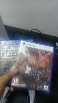 بلي 5 الاصلي مستعمل قليل جدا ونضافه عاليه وكارتونته موجوده ، وياه جويس...