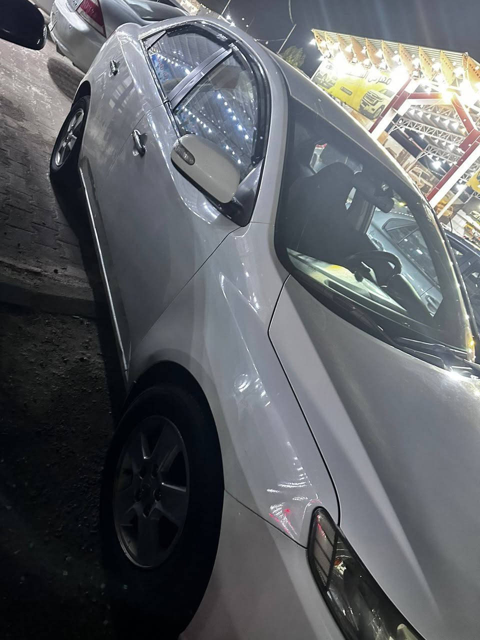 للبيع سيراتو 2010
مكينه وكير كفاله تبريد شغال سياره بيه قطعتين صبغ 
سعر 93 وبيه مجال 
سياره باسمي مكاني النجف 
‏ ***********
