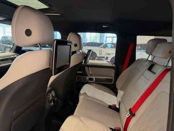 مرسيدس   🔥 Mercedes Benz G63 AMG 2022🔥
🤝لمعرفة السعر اكتب ( مرسيدس    او 2022)🤝
__________________________
🚗النوع:  Mercedes Benz G63
🔞 الفئة  G63
🔥🎗الموديل:2022
💯المسافة المقطوعة: ‏Km: 28000
🌐  فول مواصفات + مغلف PPF 
☎️للاستفسار اكثر :
 اتصال   ***********
واتساب  ***********
