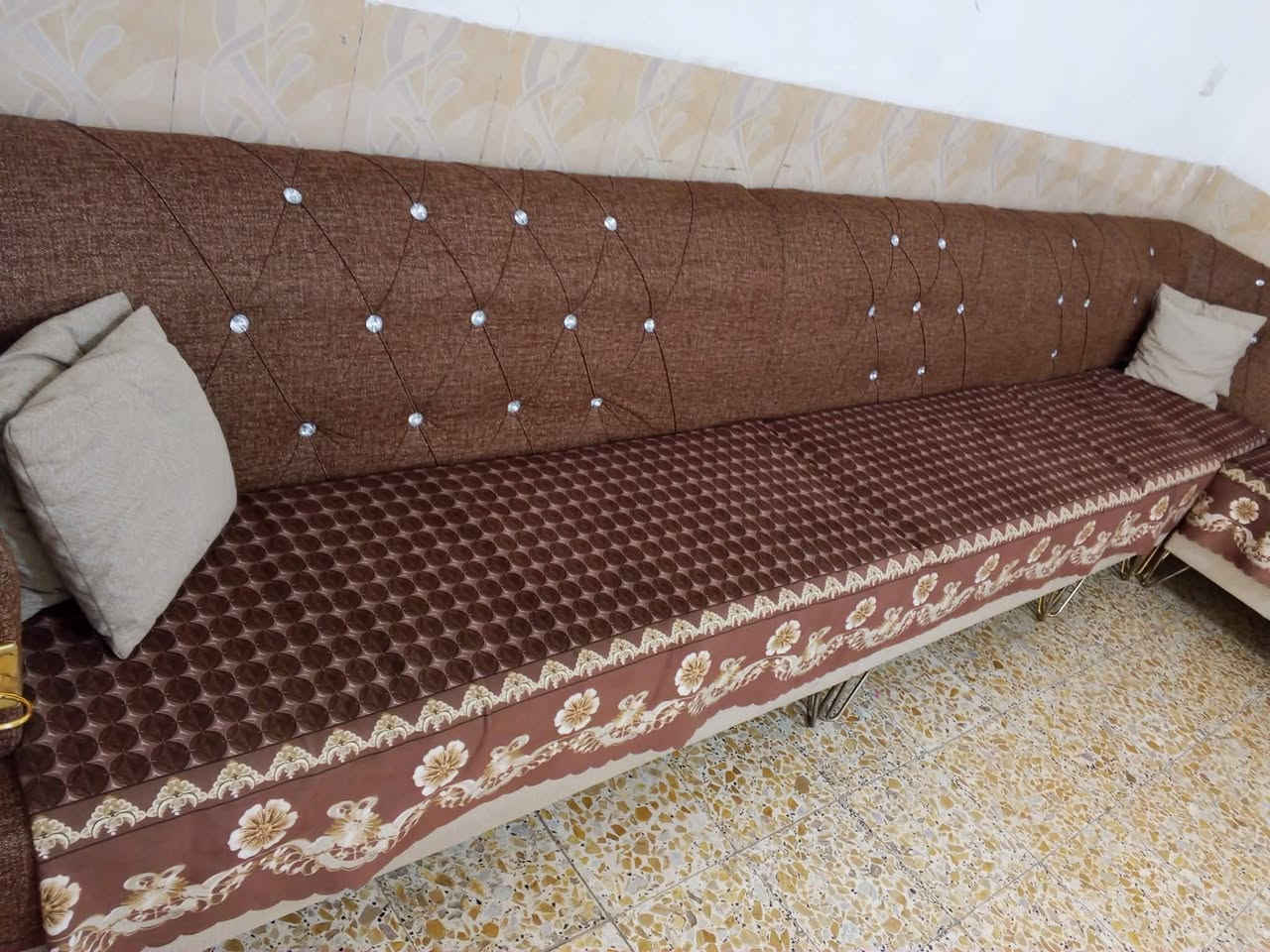 ديوان ١٠مقاعد للبيع ٢٥٠ قفل بغداد الحسينية شارع


**إذا كنت صاحب هذا الإعلان وتريد حذفه لأي سبب، رجاءا أرسل رسالة إلى الدعم الفني**