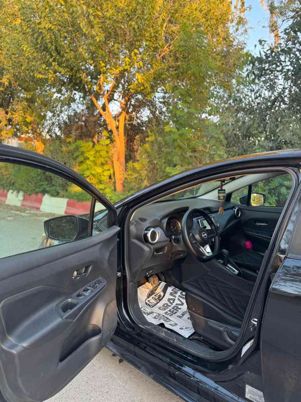 نیسان ڤێرسا 2023 مواسه‌فات sv 
گێڕو مه‌كینه‌ به‌شه‌رت 
1 پارچه‌و په‌ڵه‌یه‌كی هه‌یه‌ 
پێشوپشت كه‌پس 

54 هەزار ڕۆشتوە
حاسه‌  پشتو پێش 

128  مه‌جالێكی كه‌م 

سه‌نه‌وی نوێیه‌ 
به‌ناوی خۆمه‌ 
ژمارەی خاوەنی 
*********** رانية, السليمانية
