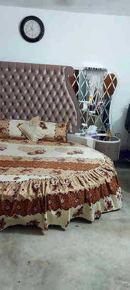 السلام عليكم يوجد غرفه نوم تركي درجه اولى مستخدمه شي قليل سعر 800 بيها مجال عنوان رمادي حي الجمهور قرب جامع هارون الرشيدد ***********
