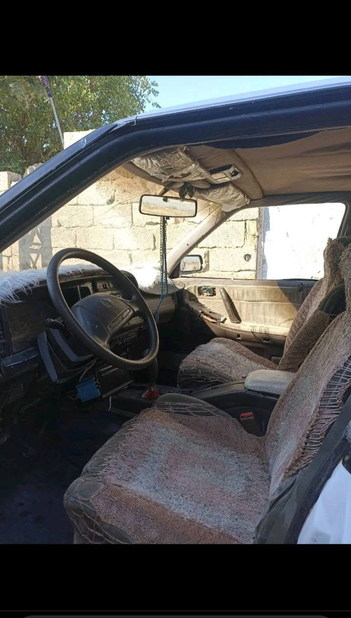 سلام عليكم هارتوب للبيع مديل93تايرات نص عمر مكينة بطه 2500 حداديه نضيفه سعر30وبيها مجال مكان واسط قضاءالحي الاستفسار عل الرقم ‏‪***********‬‏ مكلف بل النشر
