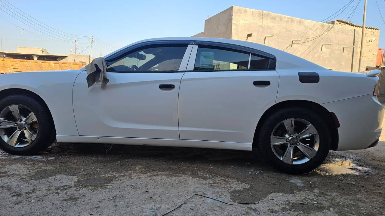 جارجر 2016 رقم سليمانيه  وارد كندي كفاله عامه ماعده بيه بارد بسيط  كلش بجاملغ الايمن سنويه مامنتهيه تريد وكاله تريد تحويل 
حداديه تدفئه تبريد تخم تاير السياره جاهزه كلش
الرقم ***********
السعر 205 وبيه مجال اتصل وتدلل
المكان/ البصره 
علما اني مكلف بلنشر الاستفسار واتصال على هذا الرقم☝️
