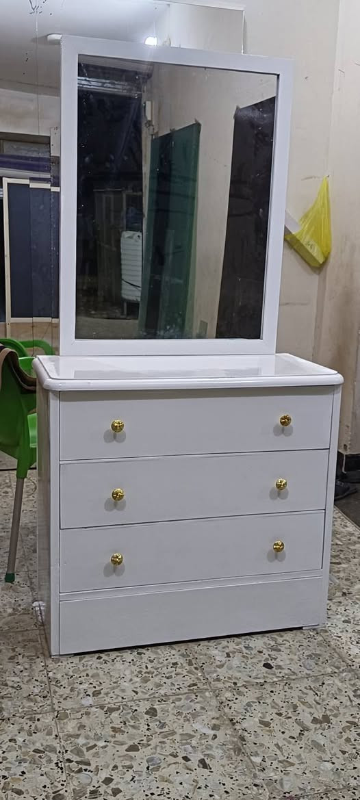 نجاره الشمس عمل غرف النوم عمل الابواب شد غرف النوم التركي والعراقي والتركي وصبغ الابواب تشريح الخشب للاستفسار الاتصال على الرقم *********** أو زورونا على موقعنا الزعفرانيه شارعين سيد هاشم حي الامانه شارع 60قرب محطه سر الحياة
