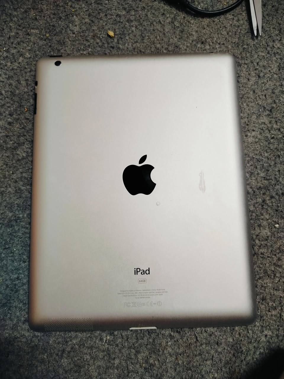 ايباد للبيع ذاكرتها 64 مثل ما موضح بالصورها جديد يجي وياها كيبل مال شحن مالتو حط سعرك بما يرضي الله وبلعافيه عليك ودخل خاص


**إذا كنت صاحب هذا الإعلان وتريد حذفه لأي سبب، رجاءا أرسل رسالة إلى الدعم الفني**