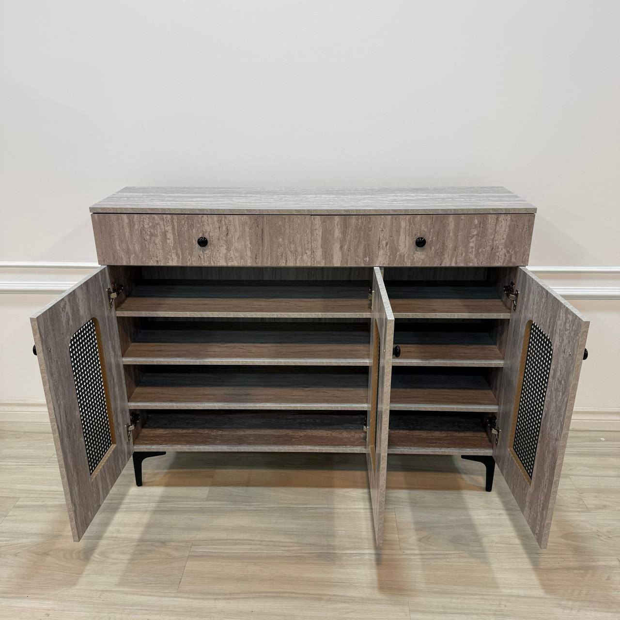 خزانه 3 باب خشب mdf
عرض 120 سم 
ارتفاع 95 سم 
عمق 32 سم بغداد, العراق


**إذا كنت صاحب هذا الإعلان وتريد حذفه لأي سبب، رجاءا أرسل رسالة إلى الدعم الفني**