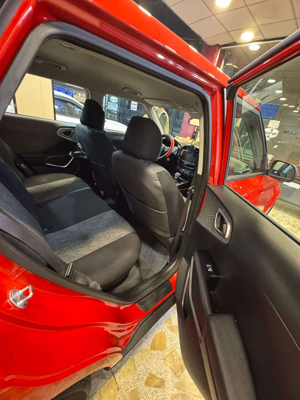 كيا صول موديل 2025 
اللون احمر صدفي 

رقم باسمي تحويل ثاني يوم 

رقم بغداد دولي 

ماشيه 13 الف ميل 

محرك 2000 دوش 

فول مواصفات ماعدى البصمة والتنته 

رادار امامي +رادار خلفي 

حساس 4 جهات 

نقطه عمياء 

تحديد سرعه 

تحديد مسار

مثبت قياده 

كامره خلفيه 

حادثها شبرين بلبنيد فقط 

مرجعها بارد ومصبوغ كد الشبرين 

يعني اي قطعه ب السياره مامبدله 

وصور الحادث موجوده 

السعر 185 بيها مجال حق الجيه 

*********** 

ميسان العماره
