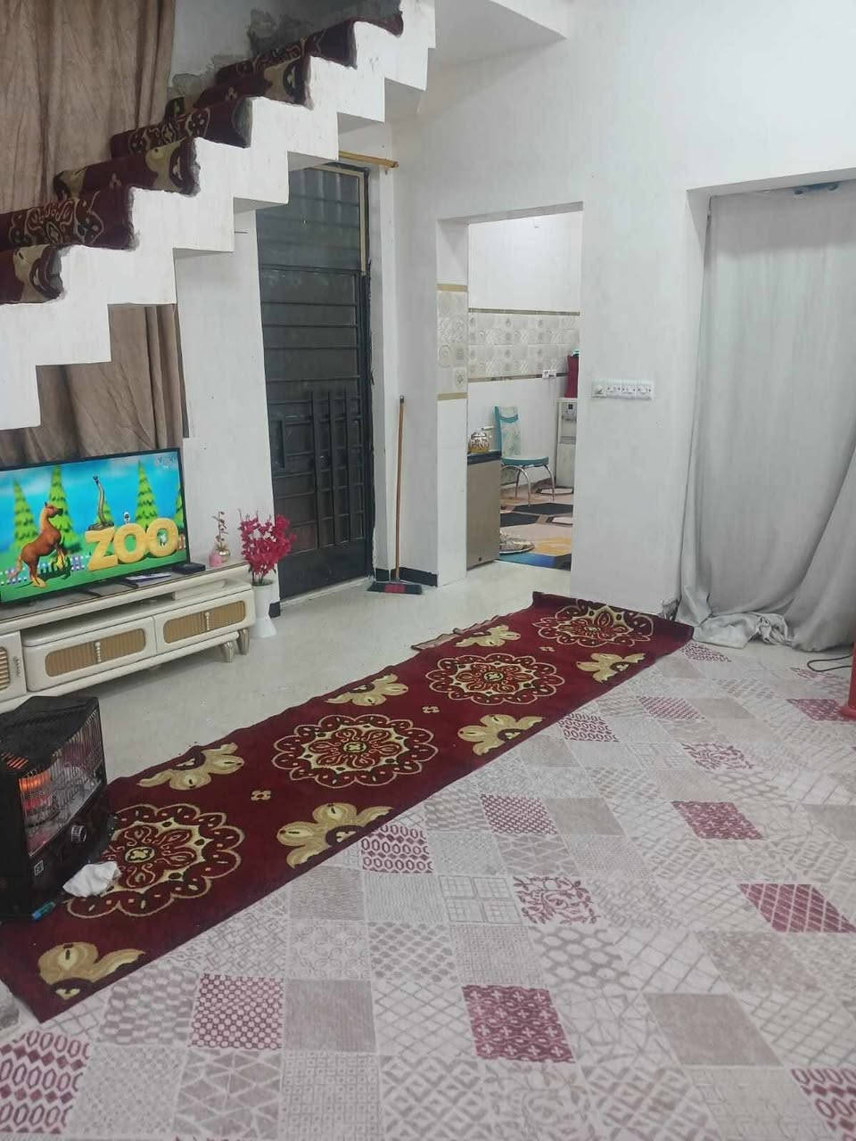 اسلام عليكم بيت للبيع طابو زراعي سند ٢٥ جسر ديالى خلف دائره الجنسيه المساحه ١٥٠ الواجهية ٧ النزال ٢١ 
٣ نوم وصاله وستقبال صحيات داخل وخارج الطابق الثاني غرفه واحده جاهزه 
الباقي كامل باقي بس تشطيب السعر ١١٥ قابل للتفاوض
 *********** واتساب
