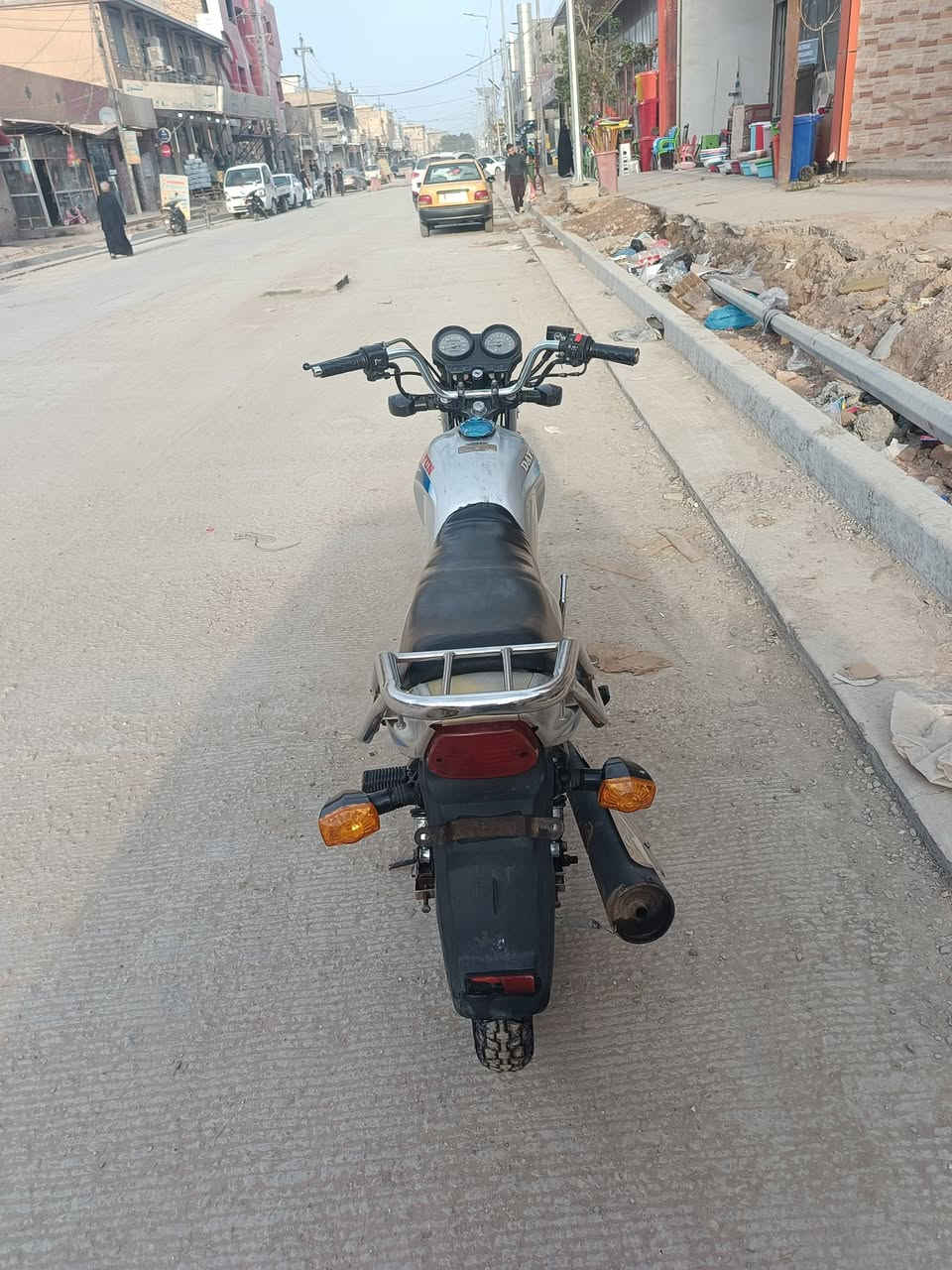 السلام عليكم دايون مديل 18اوراق اصولي البيع السعر 675وبيه مجال بصيط الموشاري لا يكسر بحلال العالم العنوان حله خلف كراج الموحد الهاتف ‏‪***********‬‏
