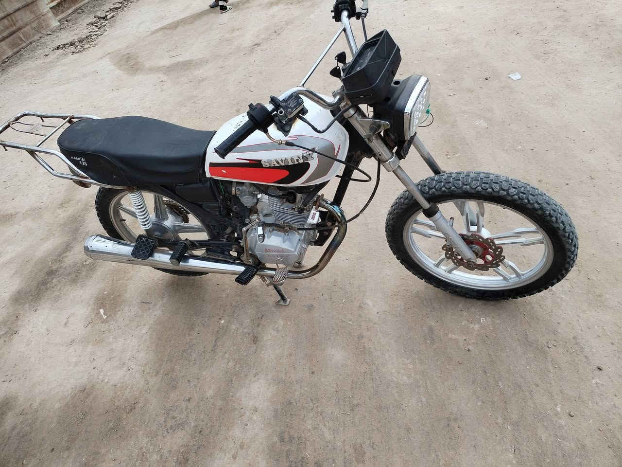 السلام عليكم
دراجه سافان 2021 للبيع
كلك 
السعر 275 مكاني اللطيفيه
***********
***********
