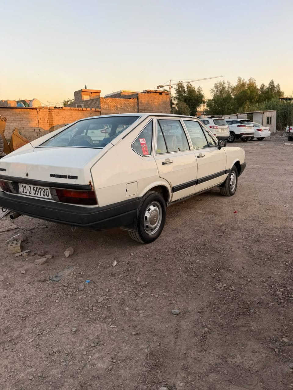 للبيع بسعر مناسب 1988 بغداد مكفوله كفاله عامه كير مكينه حداديه تبريد السعر 30 ورقه رقمي *********** بغداد, العراق
