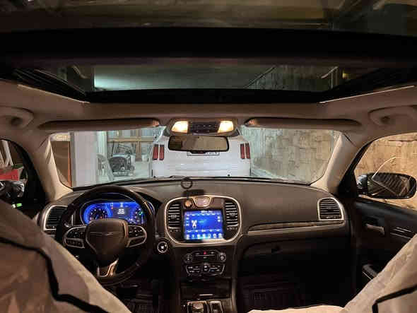 للبيع – كرايسلر C300 فئة C موديل 2017 كلين تايتل فول مواصفات  
بدون حادث رقم شمالي لون أسود  ماشيه72 ألف 
فول مواصفات فتحه كشنات جلد و خزن شاشه جبيره مري قلاب هيترات وتبريد كشنات امامي خلفي وستيرن 
السعر 248 
العنوان. بغداد اليرموك
📞 *********** رقم تلفون
