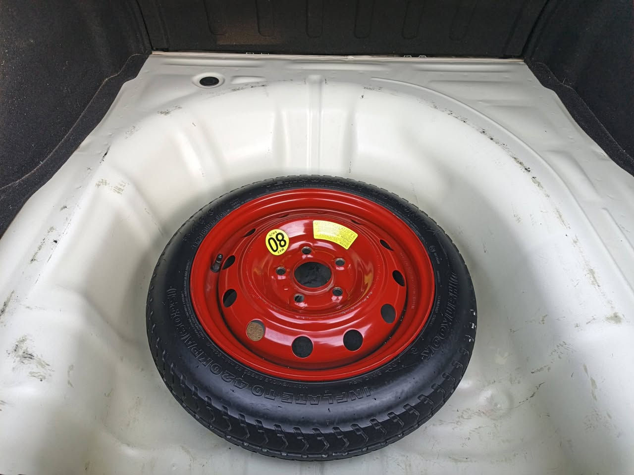 السلام عليكم كيه سيراتو موديل 2021 خليجي رقم ذي قار سنويه لغايه 2027  استخدام شخصي كفاله عامه ضربه وصبغ وتبديل وفتح فقط بارد بصيط كتاب الفحص مرفق بالمنشور استقطاع مباشر من الشركه وكاله مضمونه مكينه 1600 دوش شرط مامفتوحه ماشيه 77 حقيقي سياره جديده مكينه كير حداديه تبريد تدفئه تخم تاير جديد سياره من الداخل ومن الخارج  عل وضع الشركه مكان السياره ناصريه السعر 148 التصال ***********
واتساب ***********
