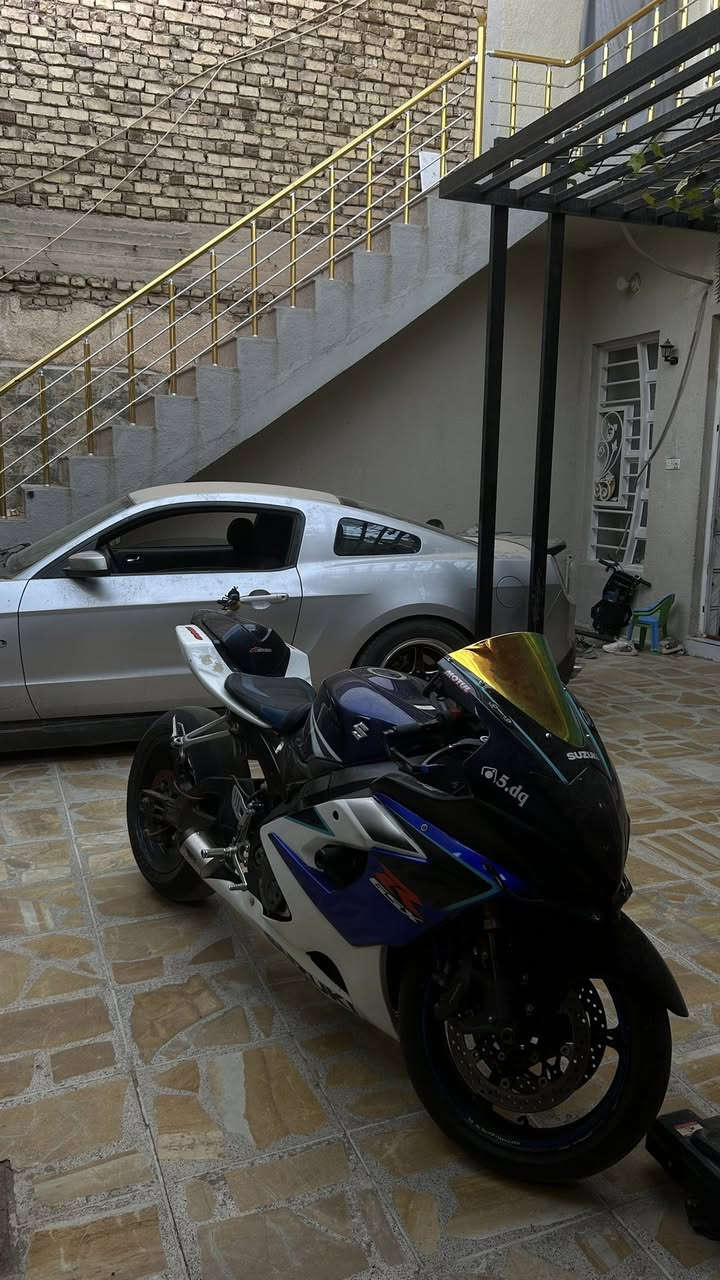 اللهم صلي على محمد وآل محمد 
GSXR 1000cc رقم وسنويه
وارد يابان
كفاله من كلشي مكينه حادث كفر كلشي سليم
2006 ماشيه 33 الف
انضافه %99
ادامه كامله عل آخر حبه
رقم دولي وسنويه
إضافات العليها
هدرز تيتانيوم من اليابان اجه بيها
اكزوز AR
KN شوته
سلايدرات ستيرن BMW
سلايدرات خلفيه BMW
سلايدرات كفر
سلايدرات مكينه اصليه
حيه إماميه كاربون فايبر
تايرات جيلاتين
فندر امامي gen2
تطواله كامله اصليه
• زنجيل AK
قفاله زنجيل AK
تهبيطه اماميه
تهبيطه خلفيه اصليه مال gen2
. بيها بعدٍ قياس تهبيطه بس منزلته علمود الشوارع الجميله اما الباقي ف كماليات تغليف وهل أمور مكاني النجف الأشرف
سعر 63$ بيها مجال والي اكدر عليه ماقصر بي انشالله
رقم التواصل واتس او عل شريحه
***********
اخوكم حيدر الخفاجي
