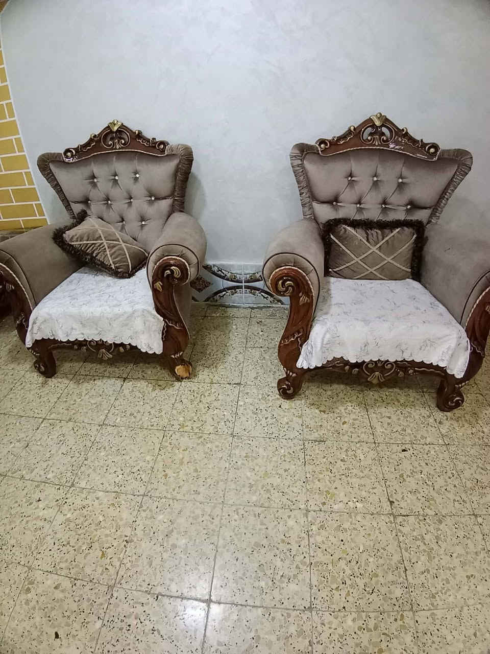 تخم زان تركي.. حطاطه فول.1/1...وياه مفرش كامل..بيع&مراوس..شراي يتصل..***********..../واتساب..***********...اكو سياره توصل...
