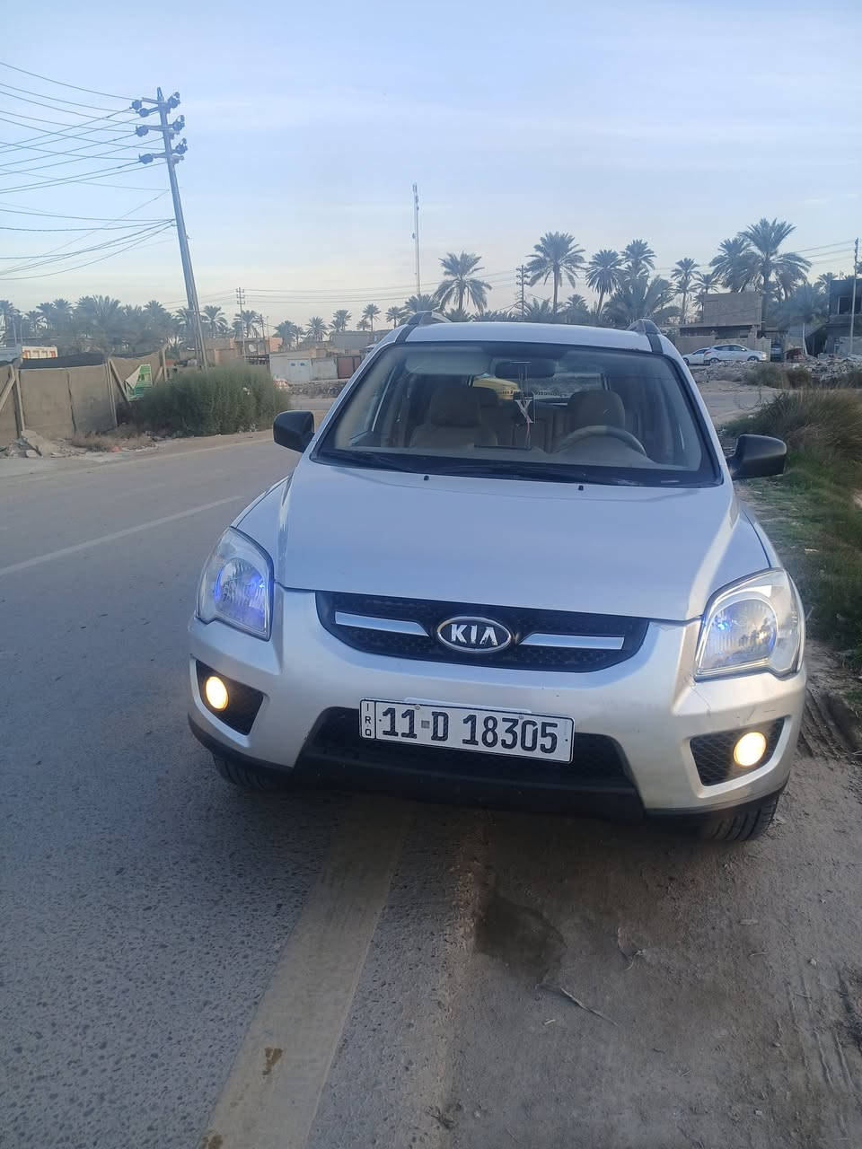 سبورتج.     ٢٠٠٩ مكفول من الصبغ والتبديل  رقم بعداد سنويه ٢٠٣٠ رقم جديد نكليزي هزه جديد  سياره بلاديه مال جناي 
محرك جديد مكفوله من الفتح كير بلادي تخم تاير خمسه ويل كب تدفهه تبريد حداديه نضيفه السونار  موجود بل نشر  
*********** مكان السياره كربلاء قضاء الحسينيه السعر ١٢٤
