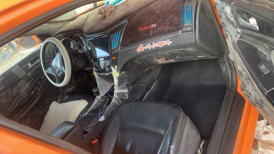 سلام عليكم سوناتا 2011كوري مضلع خطين بيه جاملغ وبنيد فقط الباقي كفاله السعر ٨٥ وبيه مجال قليل للاتصال***********
