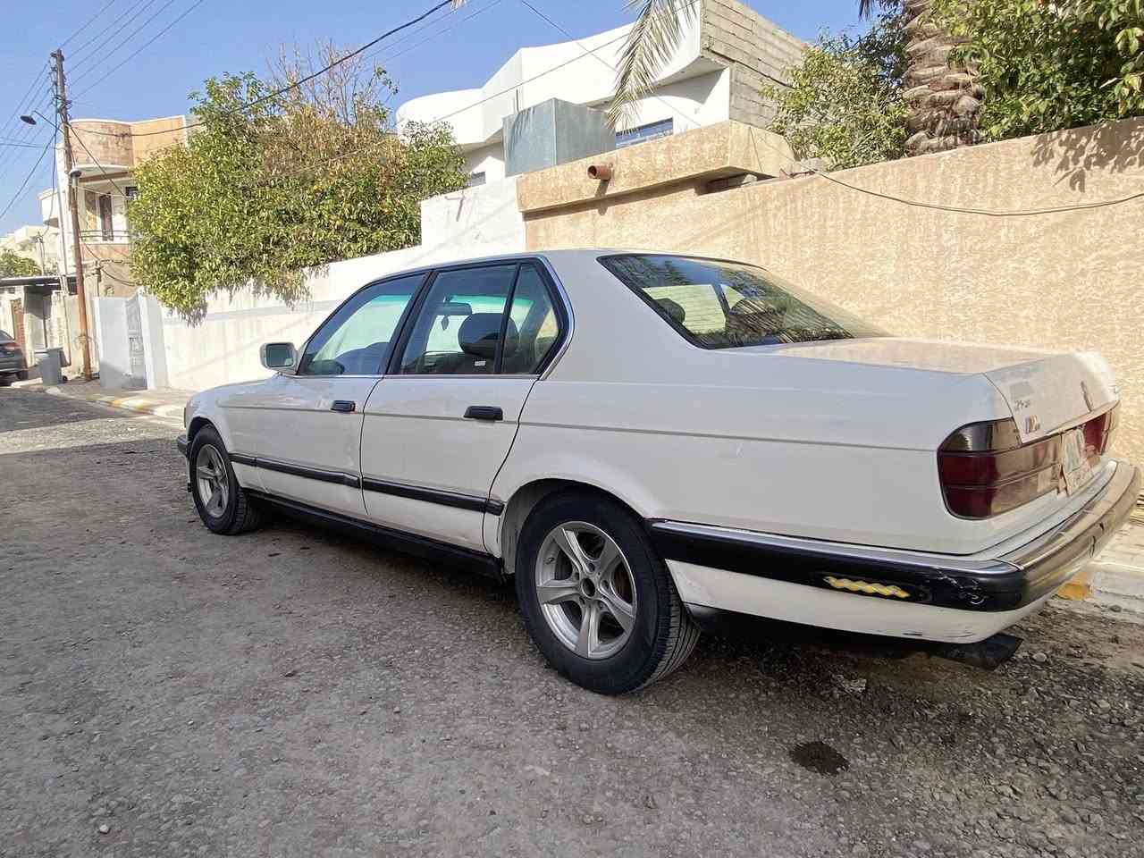 للبيع او المراوس حسب القناعة
730‏BMW
السعر 38بيها مجال بسيط 
 السياره كلها بلاديه  
محرك جديد 
كير جديد 
تبريد ثلج ❄️
موديل 88
الرقم صلاح الدين ار 
الموقع: سامراء
 الاتصال: ‭***********‬
