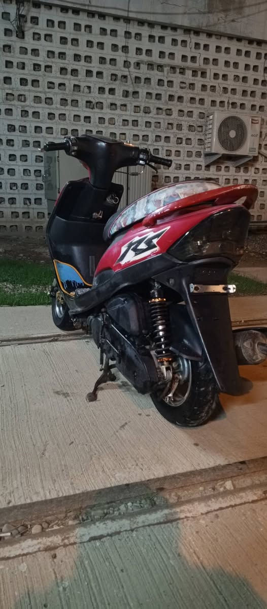 السلام عليكم دراجه ماكس للبيع بوشه55بلاديه بيها تزويد رياضي كله اصلي  الرقم***********مكان الزعفرانيه الاربع شوارع
