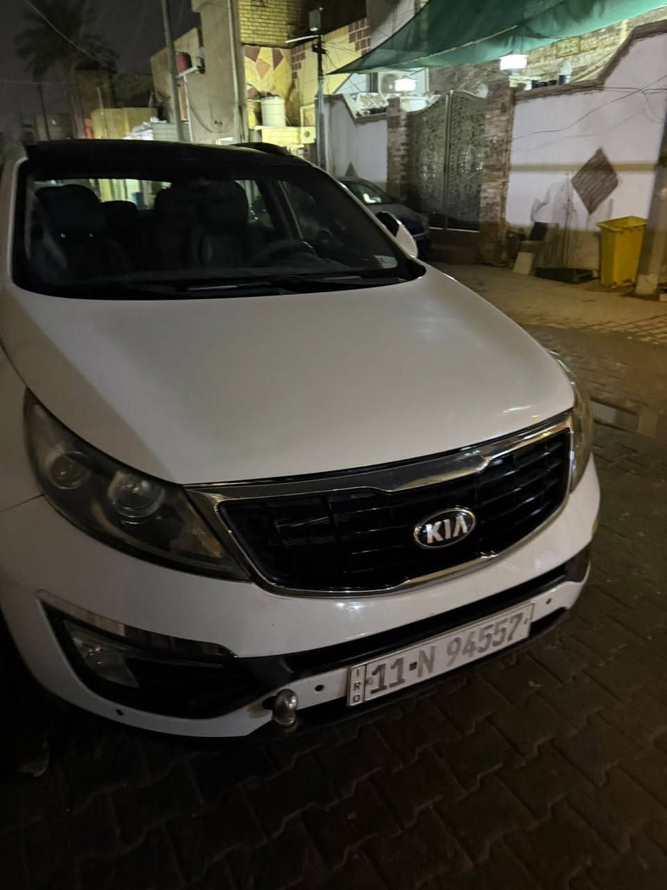 السلام عليكم كيا سبورتج 2011 وارد خليجي السياره في حاله جيده جداً مكفوله  بنراما السياره فول بصمه رقم بغداد تحويل ثاني يوم السعر 135 المكان بغداد الحريه *********** واتساب واتصال فقط
