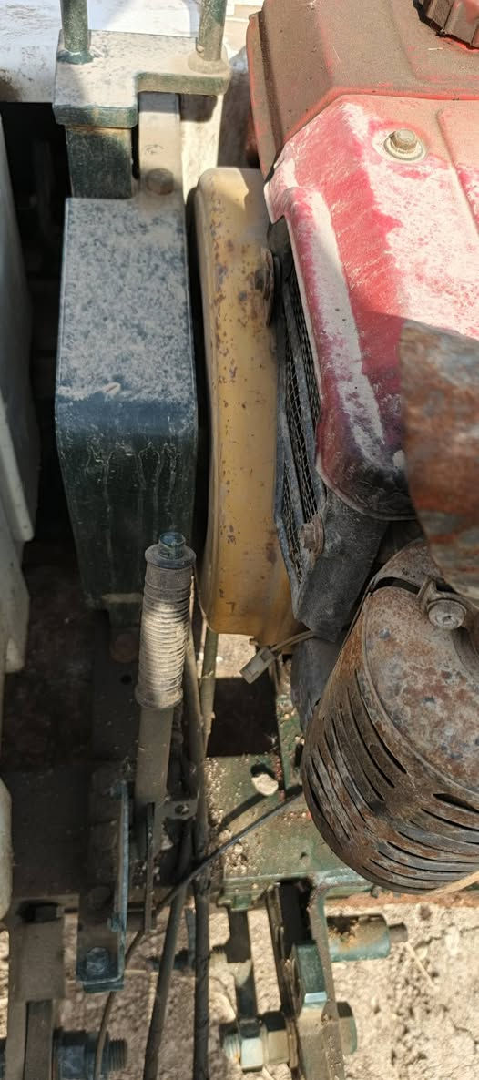 حادله ساكاي للبيع تبريد ماي ومشي كير بوكس سعر ٢٧ ورقه ***********
