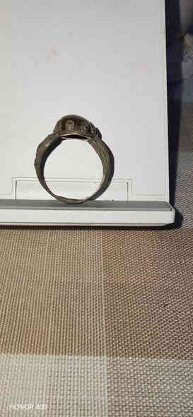 شرط فوك ١٠٠ سنه وريث من المخزون عنوان بابل ***********
