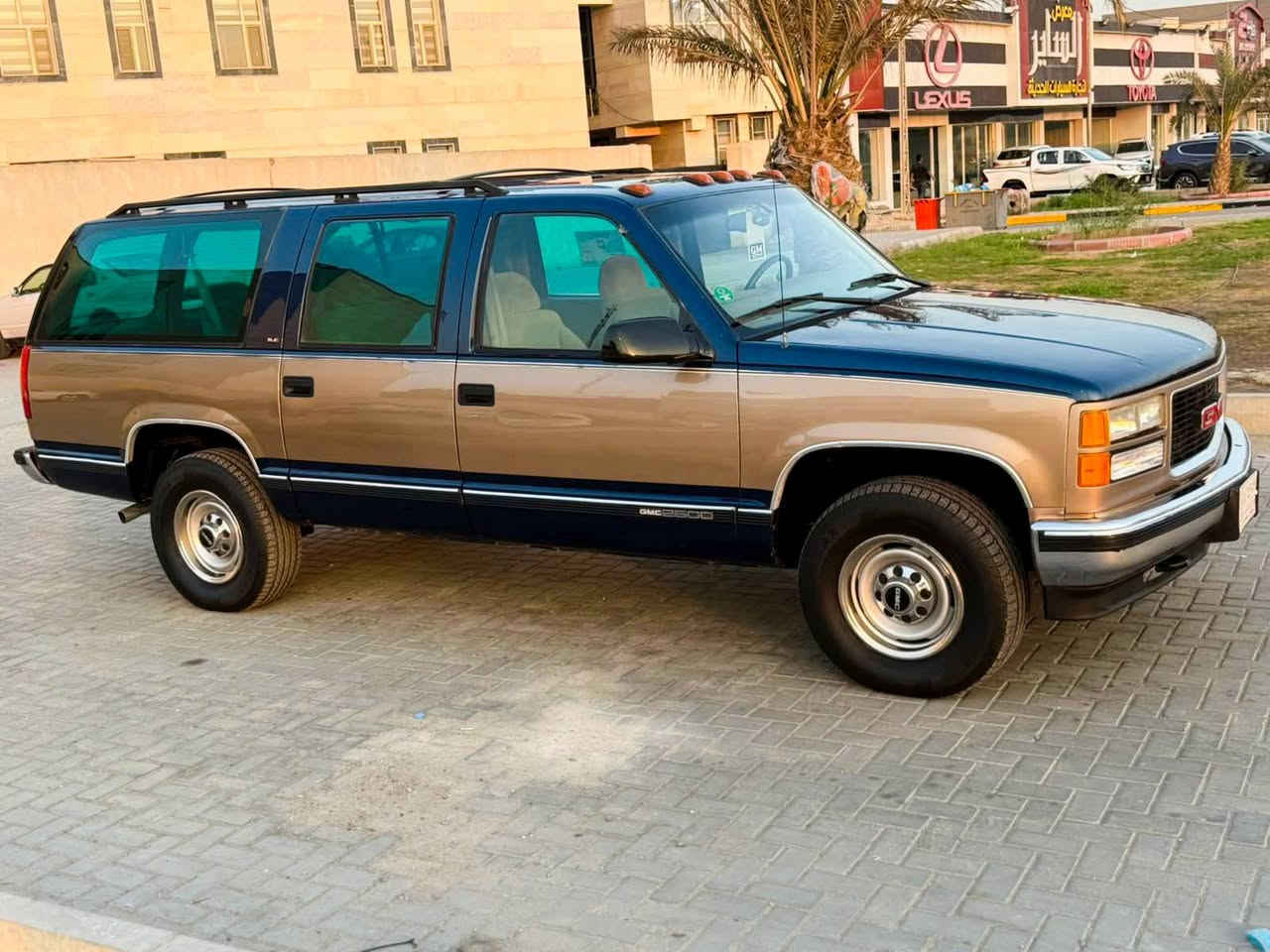 جمسي بهبهاني موديل 99 رقم بصره انگليزي هزه جديده كفاله عامه ماشيه 210الف قابل للزيادة
تخم تاير برجستون توني شاده تخم نوزل تخم بلك تخم واير حداديه جديده توني مبدلها خلفي امامي 100٪ عبوه وفيتبم جديده تبريد ثلج تدفئه منظومة زنون كامله عالي ناصي مكينه 454 نوزل گير 1000
السياره ما ناقصها برغي ترايك لاربيل 
السعر 115 قابل للتفاوض مكان السياره الناصريه 
للاستفسار الاتصال ***********
