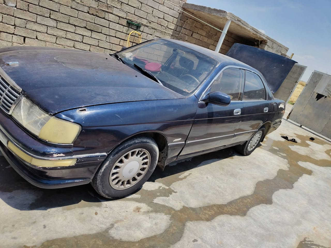 السلام عليكم 
للبيع او مراوس بطه منفصل موديل 94  اصوليه مكفوله من الكص محرك2500 رقم صلاح الدين سنويه عضم ما ساقط للاستفسار 
***********
