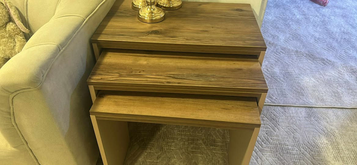 سێتێکی کەشخە و جوان 
سلێمانی 
مێزی تیڤی و مێزی ناوەراست و ٣ تەپڵەک 
بە جیا نایان فرۆشێت 
٢١٥ نیهایەتیەتی


**إذا كنت صاحب هذا الإعلان وتريد حذفه لأي سبب، رجاءا أرسل رسالة إلى الدعم الفني**