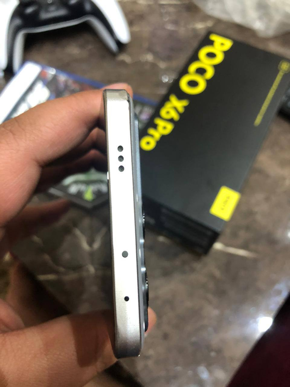 السلام عليكم 
POCO X6 PRO 5G 512GB  GREY 🩶 
120 فريم ببجي 
 نظيف غير داخل صيانة 
كامل ملحقات كارتونة وشاحنة وكفر 
ملاحظة / الشاشة بيها طبع اصبع ومتبين بالصوره وغير مؤثره ع اللمس نهائيآ 
السعر / 250 الف وبي مجال للشراي 
عنواني / بغداد الغدير ساحة ميسلون


**إذا كنت صاحب هذا الإعلان وتريد حذفه لأي سبب، رجاءا أرسل رسالة إلى الدعم الفني**