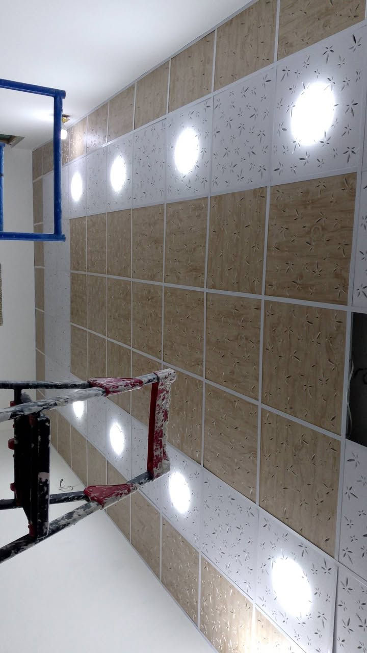 متابيعنا الاعزاء عروض سنه الجديده ع جميع الديكورات والاصباغ داخليه وخارجيه وافضل انواع الاصباغ الى اهلنا وناسنا الحسينيه الحبيبه 
ديكورات جبسن بورد
طلس معجون 
اصباغ كافة الانواع 
ماعليك تنطينه بيتك والباقي علينا شغل درجه اولا وسعارنا تنافسيه جدأ 
للستفسار يرجمه مراسلت الصفحه او الاتصال ع الرقام التاليه (‏‪***********‬)حسين ابوكيان
(***********)علي ابومؤمل
