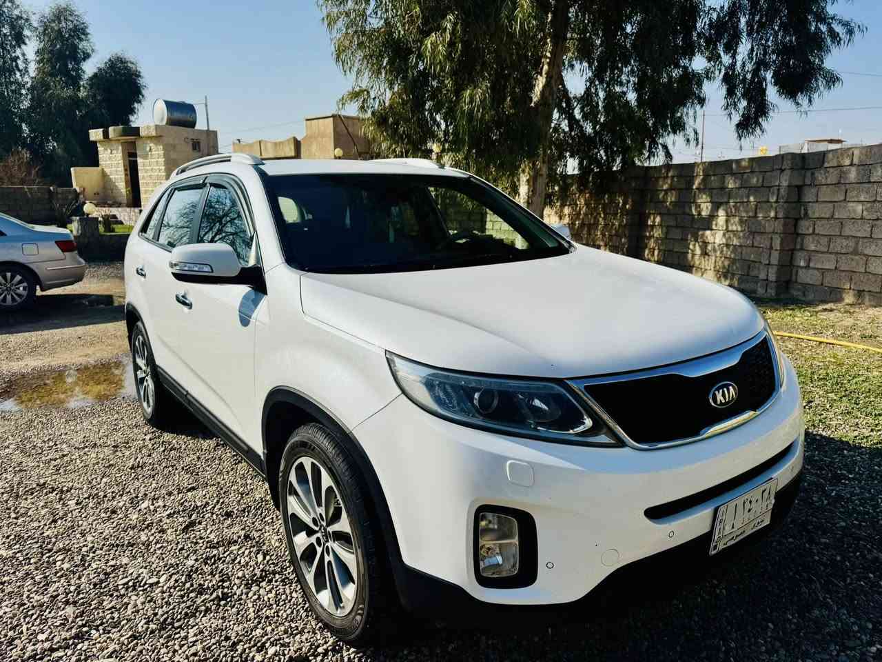 السلام عليكم
سورنتو خليجي موديل 2014 كلين بدون اي صبغ او ضرر  رقم نينوى سنوية ل2029 محرك 6 السيارة فول مواصفات بصمه تشغيل 7راكب داخل لونين بردات خلفي بلادي 3 قطع تبريد ويل كروم 19 
دبل بصمه مري شفط حساسات زراك لايت كشن كهرباء كشانه جلد  كيجات ليزريه تبريد لمس وبعد مواصفات 
كير محرك شرط تبريد دفئه كله شغال صدر تواير كله جدد 
السعر 183 وبيها مجال 
للاستفسار اتصل 
***********
***********
