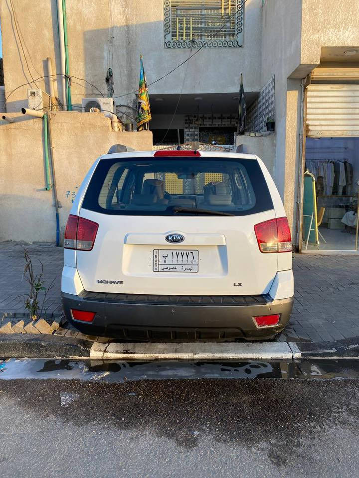 سلام عليكم كيا مهافي 2009سنويه بعده ما منتهيه شرط التحويل مكينه كير كفاله سياره وارد خليجي تبريد ثلج 
العنوان البصره الحيانيه ‭٠٧٨٠ ١٩٣ ٢٧٥٦‬
