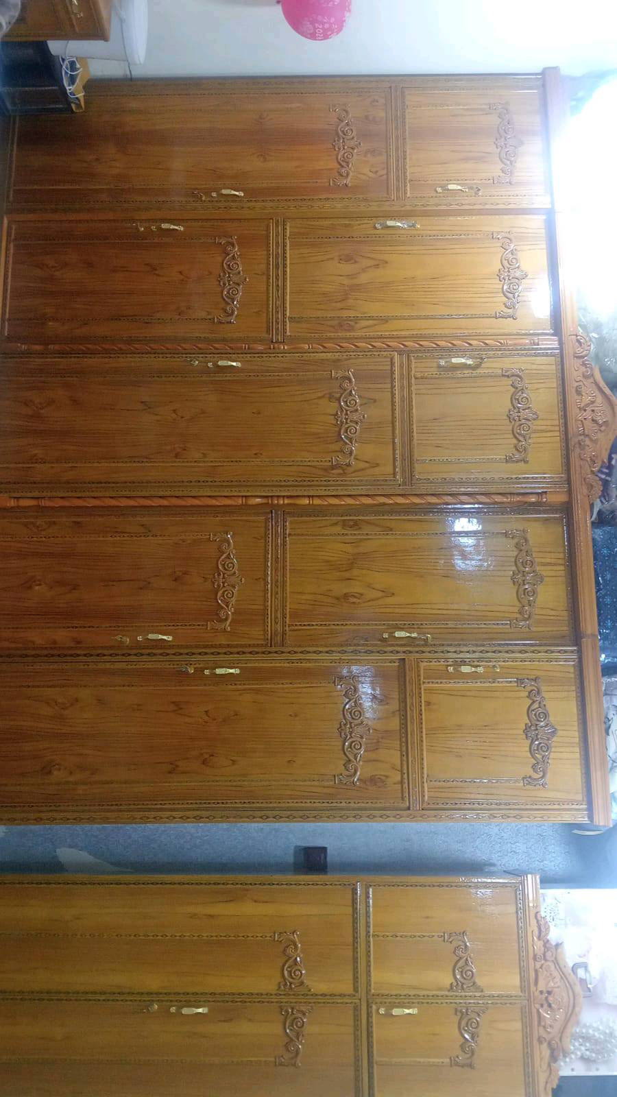 عيوني هاي الغرفه مستخدمه استخدام قليل ورايديها ب 800