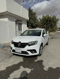 رينو سيمبول • ٢٠١٩ • ٦٠٠٠٠ كم