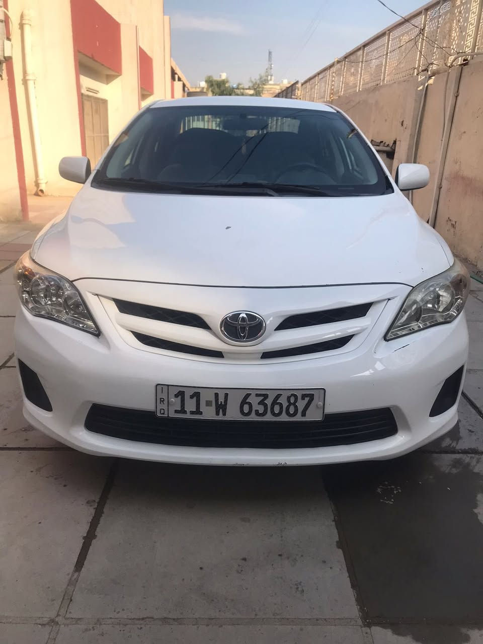 السلام عليكم
من رخصة الادمن المحترم 

كورلا موديل ٢٠١٢ وارد امريكي رقم بغداد 

داخلة كلين بس صار بيها طخة بالباب الخلفي الايمن بي تصليح وصبغ ومباوك الجاملغ فقط وبيها تكحيل مال تقشير بالبنيد موضح بالسونر ماشية ٩٤ الف ميل 

طخم تاير كوري 

كير ومحرك مكفولة 

عنواني بغداد 

رقم الهاتف ***********

السعر ١٣٠ وبيها مجال
