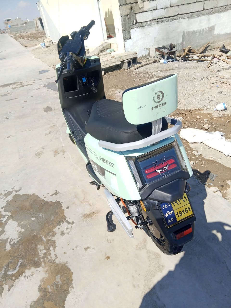سلام عليكم دراجه شحن خت لجديده سعر 900وبي مجال تواصل ***********واساب فط وا راسلني عل حساب خاص
