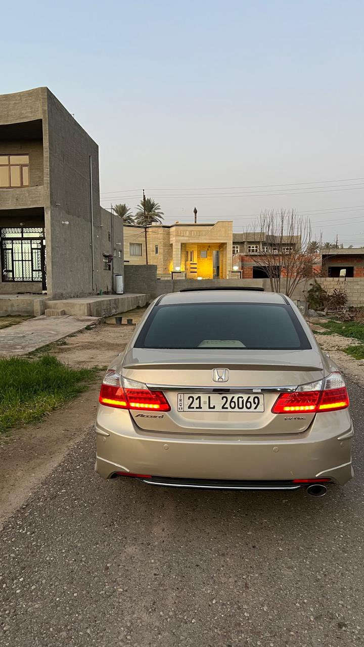 للبيع هوندا اكورد 2013
خليجي 
تبريد قطعتين 
جاهزه من كل شي 
للاستفسار الاتصال 
***********
