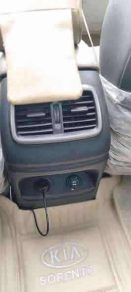 السلام عليكم ورحمة الله
_____________
 سورنتو 2020 خليجي 
مكفولة كفالة عامة
رقم دهوك تحويل ثاني يوم
: السعر 290 + بيها مجال 
موصفات : فول 1/1
ماشيه 85 الف حقيقي
.بصمه تشغيل وابواب
.لدات اماميه خلفيه
.حساسات اماميه خلفيه
.لايت زنون عالي ناصي
.شاحن واير لس 
.كراسي كهرباء
.كشنات الاماميه تحكم كهرباء
.كراسي جلد تدفئه تبريد 
.سايد بريك بصمه
.تبريد 3 قطع
.محرك 6 سلندر 3500 كير 8 نمر✈️
.كروز سرعه
.فول تحكم ستيرن 
.سبعه راكب
.لون مميز ابيض صدفي
.ترحيب عند الأقتراب 
.يدات نيكل
.دفع رباعي
.شاحن لاسلكي
.كامره دوراه 360 
.جنطه كهرباء ذكيه(الفتح عند الأقتراب)
.مري شفط / اشاير بالمري
.بردات بلاديه 
.شاشه كبيره اصليه بيها نضام ابل كار بلي
.انضمة قياده Eco Sport Cimfort Smart
.كشافات ضباب+ مواصفات خير من الله
(سياره متصرف عليها دينار)
.اي استفسار الاتصال ع الرقم ***********+وتساب
مكان/ الموصل /قضاء تلكيف
