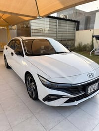 انترا موديل2024 كفاله عامه السعر 135.  07871221437