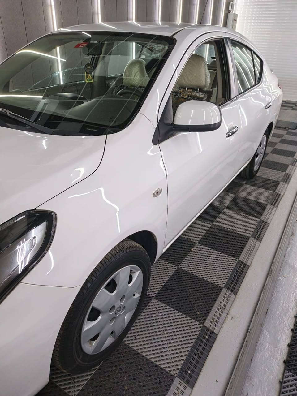 نسيان سني هندي موديل ٢٣ ماشية ٢٥الف
مكفولة من الضربة والصبغ فقط حالوب ومسحوب  
وكالة تحويل مضمون 
السعر ١٢٠ورقة 
مكان بغداد المدائن 
***********
