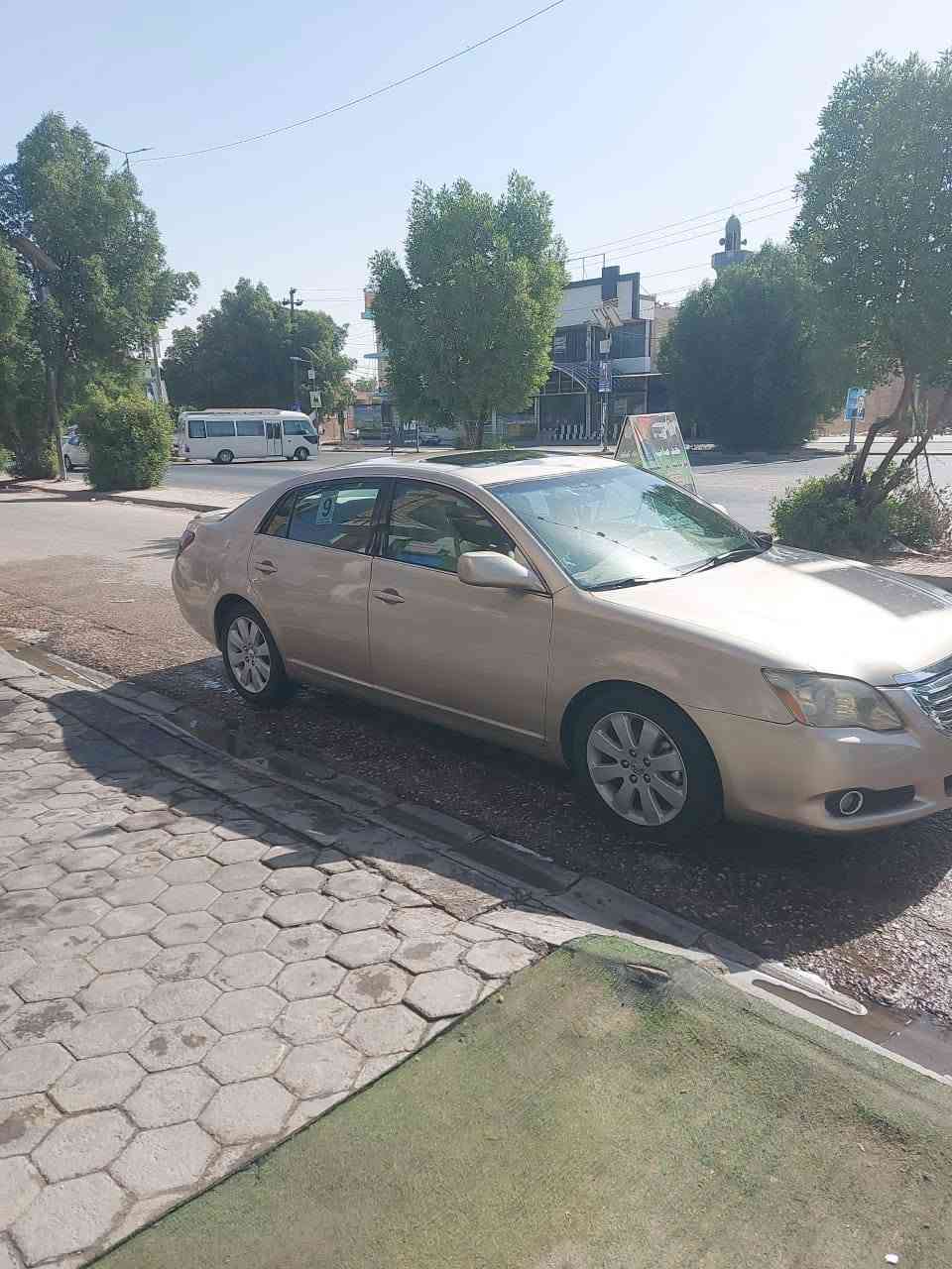 سلام عليكم
افالون ٢٠٠٧ أمريكي رقم بغداد مكانها نجف
صبغ عام  المركبة نظيفة جدا 
محرك بي بستم واكف وكير بي تأخير اول تشغيلة الصبح 
ابيع كير ومحرك كايم مراوس بأقل أو بيع السعر ٧٨ وبيها مجال 
***********
*********** واتساب
