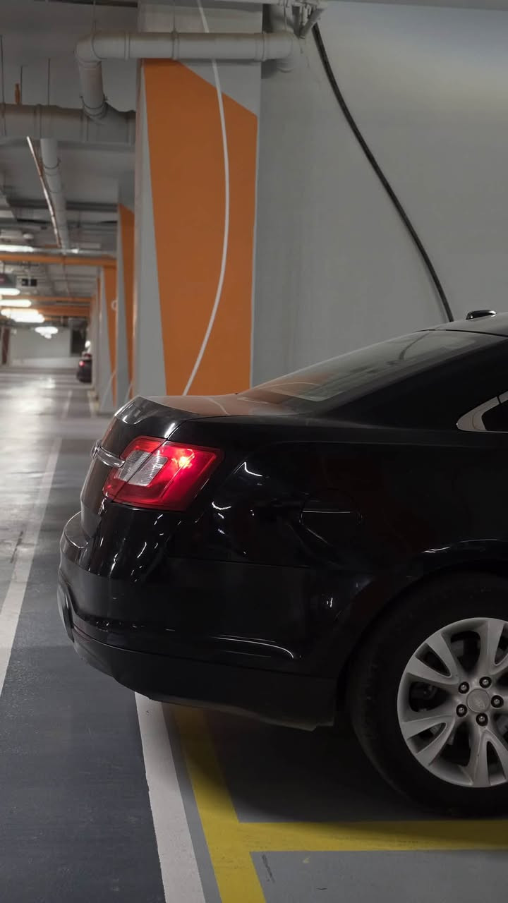 فورد تورس 2012 للبيع
🚗السياره V6 3500L محركها قوي و عملي و ياكل شارع ما 
شاء الله 

⚠️السيارة وارد امريكي الضرر(٣ قطع على جهه اليسار فقط)

لون سياره اسود و عليها ادامة دائما وقت بوقته و سياره 
شخصيه 

🧹داخلها من انظف دواخل الي بموديلها و صعب كلش تلكه

🔈سستم الصوت SYNC MICROSOFT 

⚡️كشن السائق نصف الكتروني 

📱بصمه دخول ذكيه 

💪🏽السيارة عمليه و قوية و تاكل شارع 

⭐️ما بيها ولا نقص عدا (صيانة للصدر الامامي) انما باقي سياره معمول عليها ادامة و مكمله . 

📍عنوانها بغداد الدورة 

📞رقم الاستفسار : ***********

💸السعر : 102$ و بيها مجال للخيرين 💕
