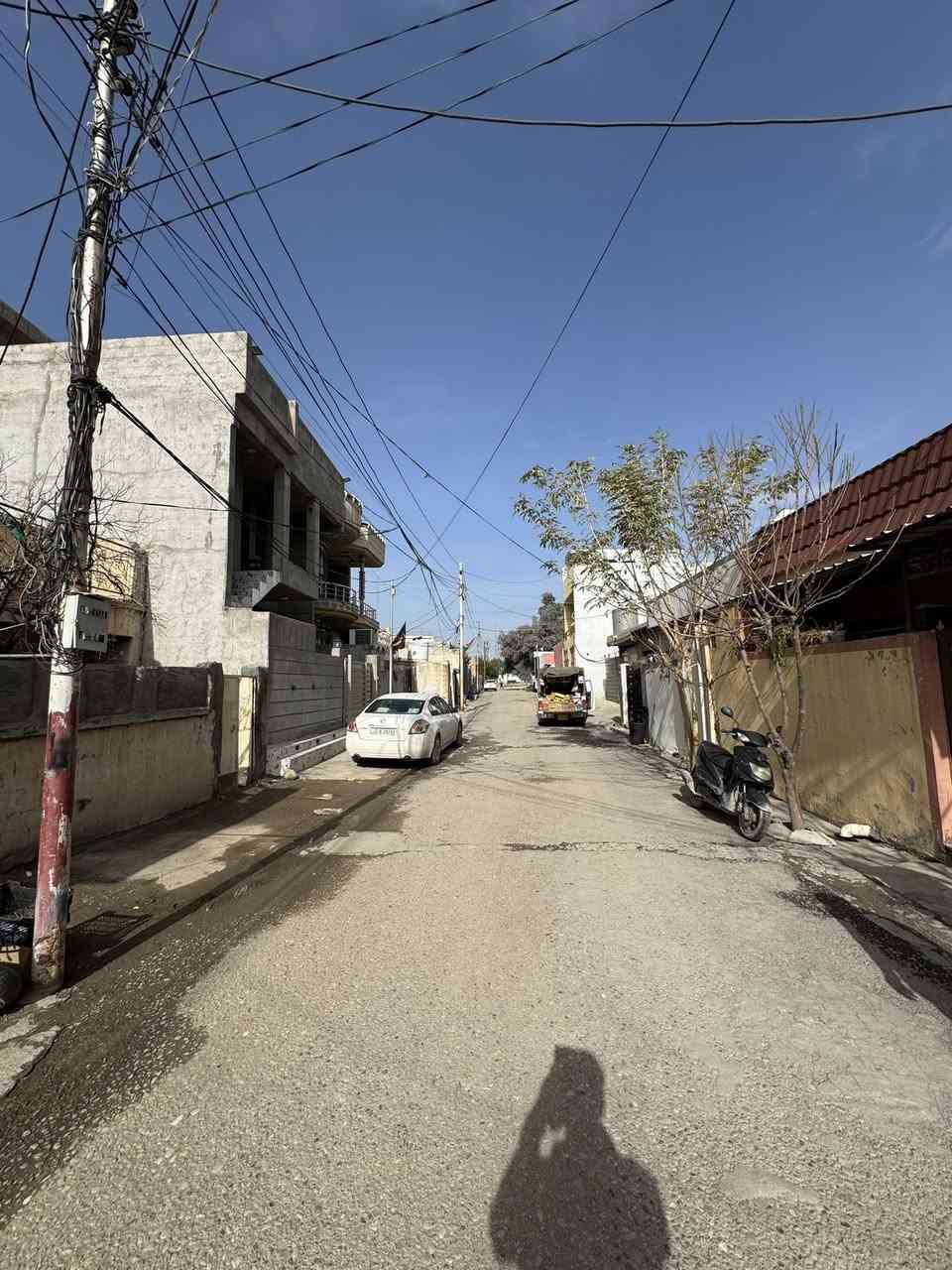 ✅دار  للبيـــــــع// في المزرعة بسعر مناسب  ✅ 
 
🏗️📍المــــــــوقع// مزرعه _ فرع كراج علي بوكي _ 

✏️المســـــاحة/ 160م / طابـــــــو مـلـك صـرف

 الواجهة 8
النزال 20

🚩 الدار  ؛؛  موقع رائع    _ قرب السوك  _  بناء تفليش 

السعر // 50 مليون وبي مجال

🏫📚نستقبل جميع عروض البيع و ترويجها بإعلانات 

للمزيد من التفاصيل الاتصال او المراسلة خاص  ***********
 📍موقع المكتب  📌 خانقين - المزرعه
خلف جامع الهدايه ➖
