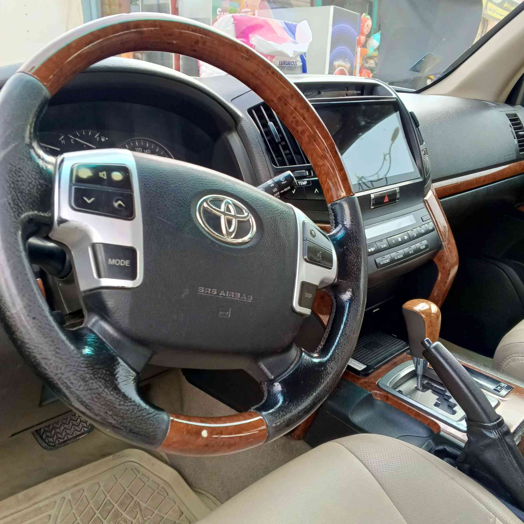 لاندكروز موديل 2008 خاليه من الضرر يوجد صبغ البوند نتيجه تقحيل محرك كير كهربائيات  مكفول  بدون اي نقص باسمنا
 سته سلندر  بصمه تشغيل أبواب دخول ذكي تحكمات سلايد سقف سياره جاهزه وحلوه السعر 
#249
بيع سريع 
تلفون ***********
075190963
مكان السياره الموصل
